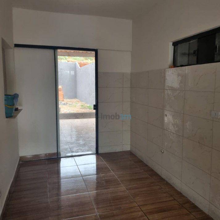 Casa à venda com 2 quartos, 109m² - Foto 17