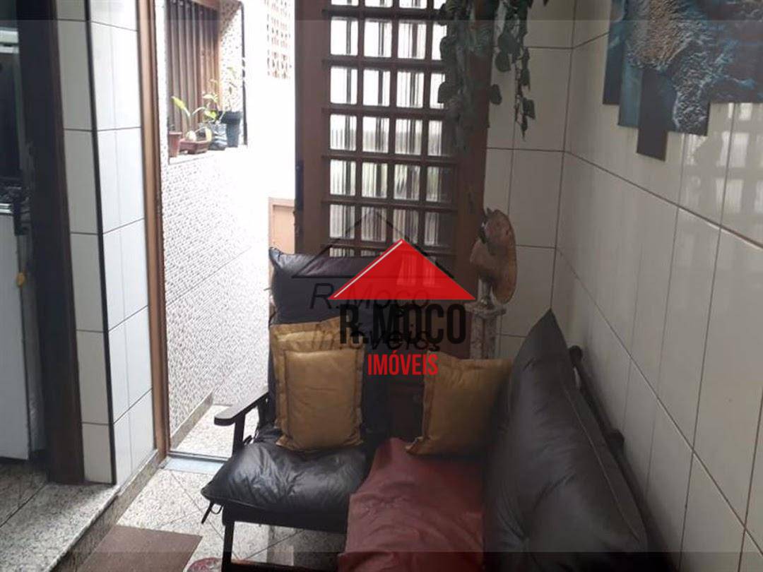 Sobrado à venda com 2 quartos, 238m² - Foto 19