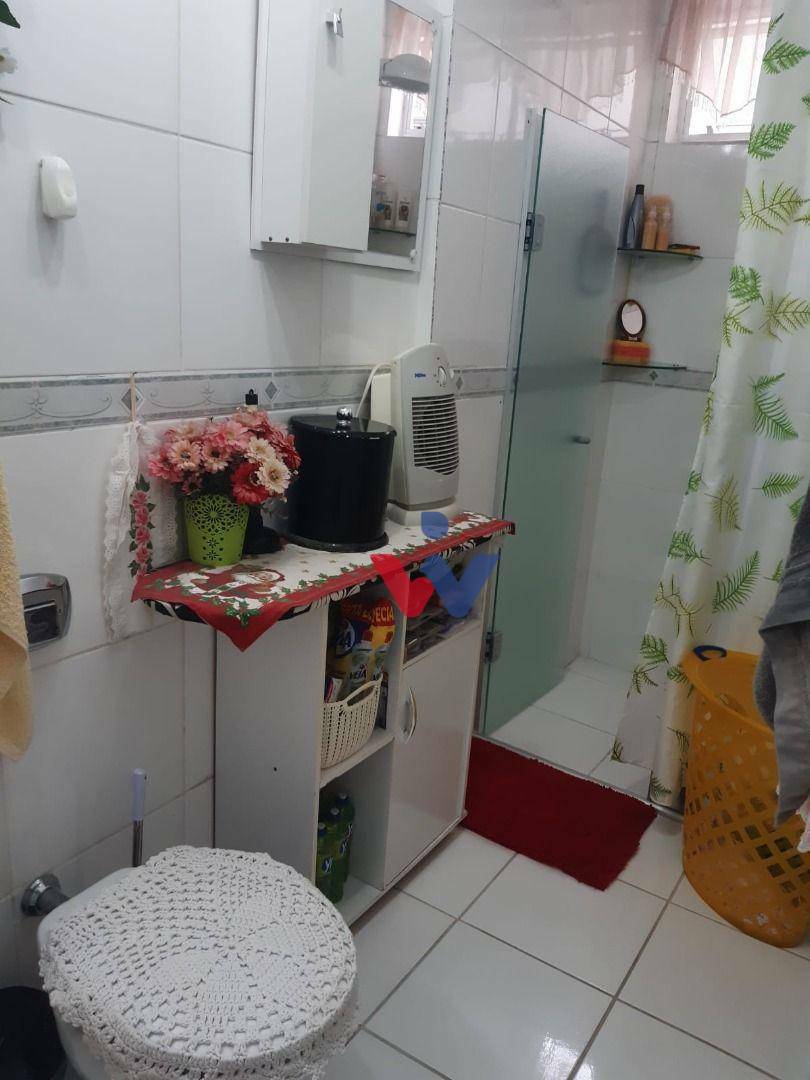 Apartamento à venda com 2 quartos, 78m² - Foto 15