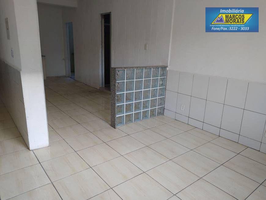 Apartamento à venda com 3 quartos, 71m² - Foto 3