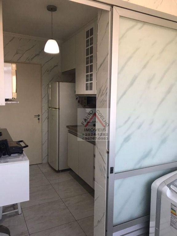 Apartamento à venda com 2 quartos, 64m² - Foto 55