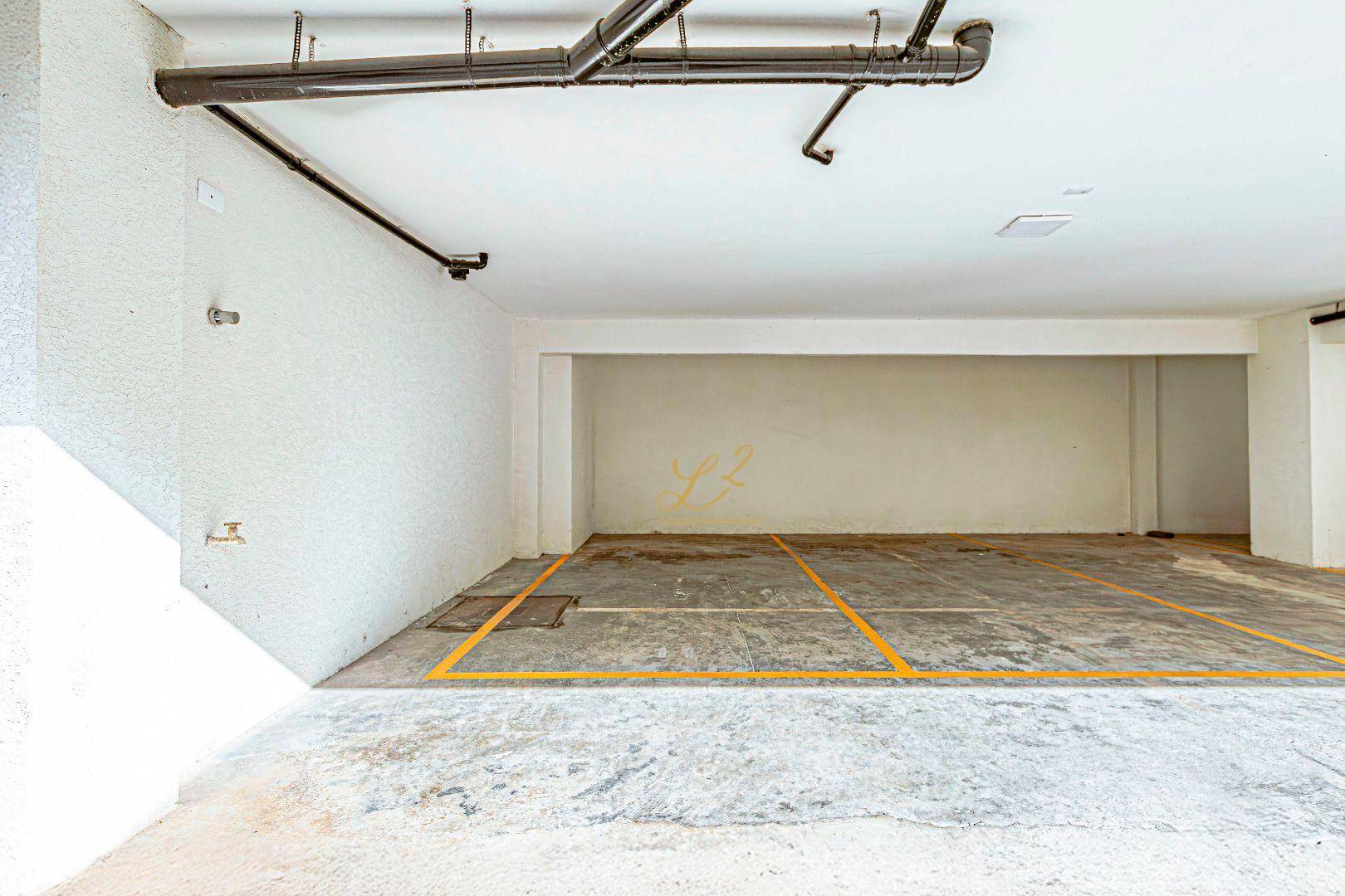 Apartamento para alugar com 2 quartos, 64m² - Foto 32