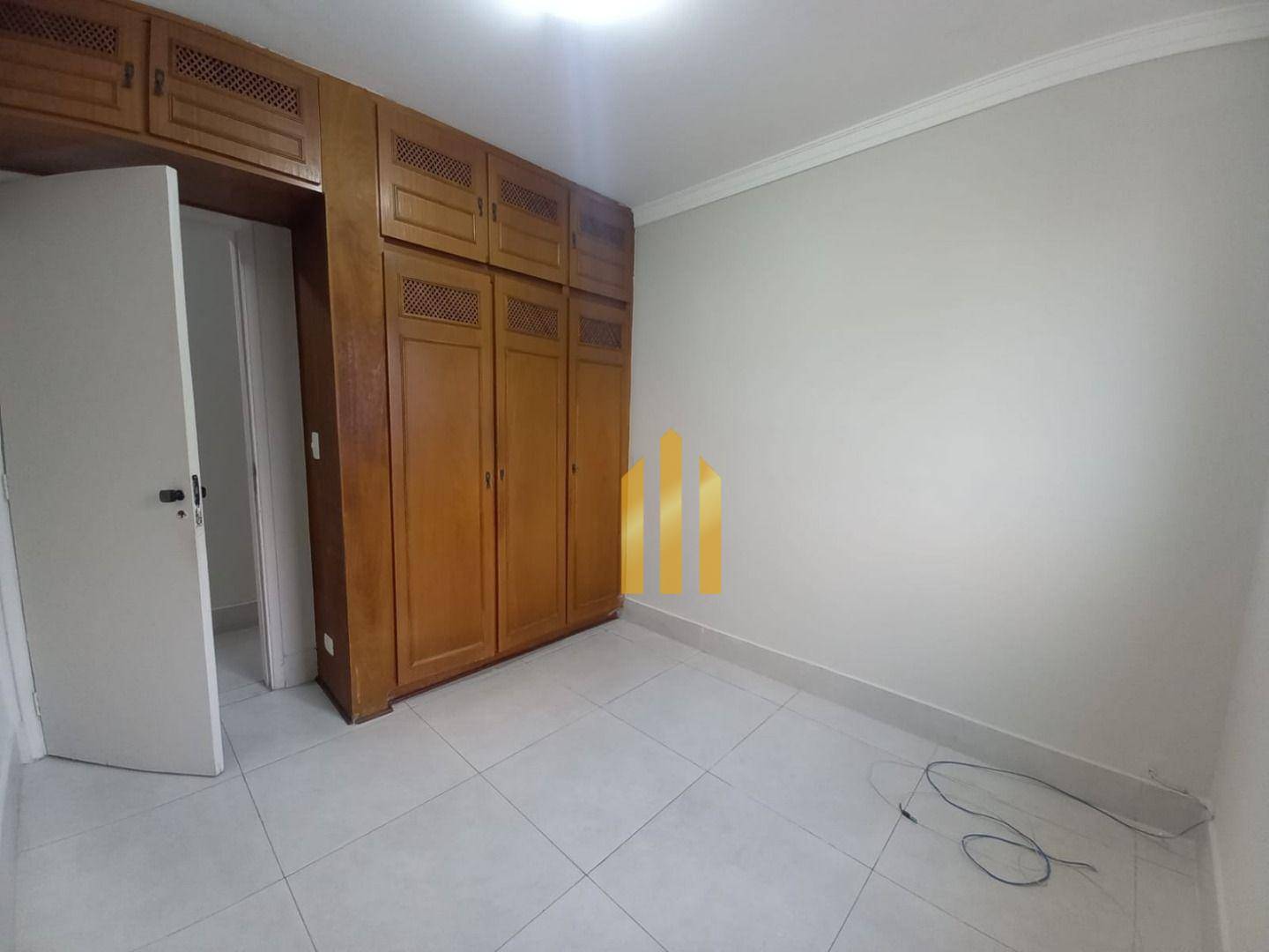 Apartamento para alugar com 3 quartos, 90m² - Foto 32