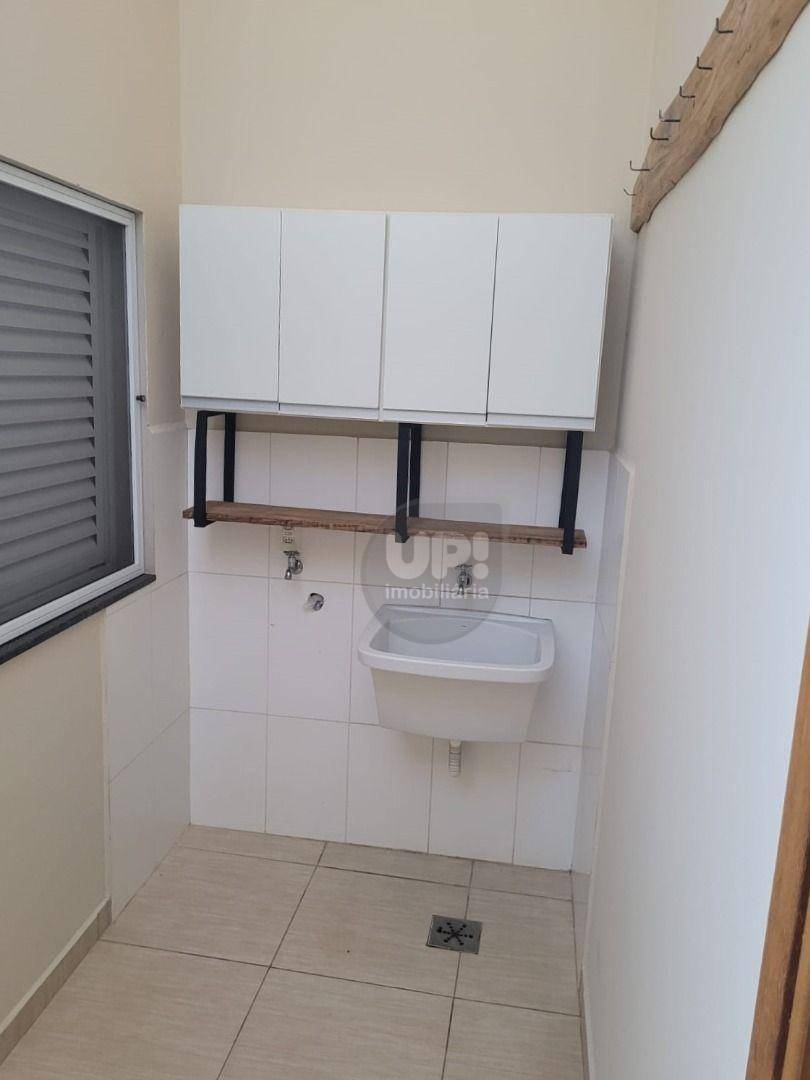 Casa à venda com 3 quartos, 205m² - Foto 12