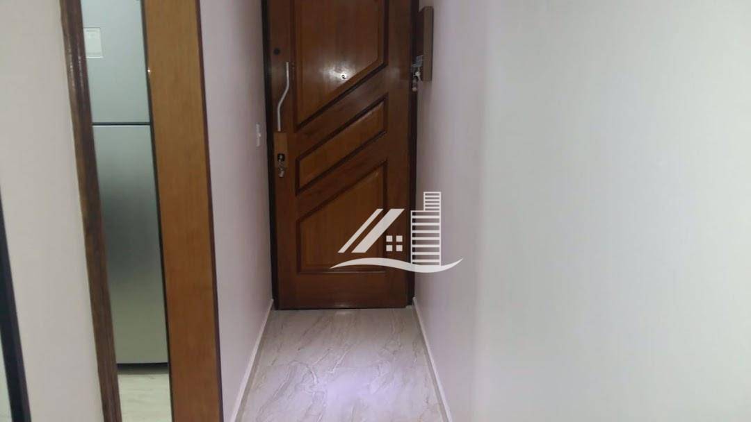 Apartamento à venda com 2 quartos, 75m² - Foto 22