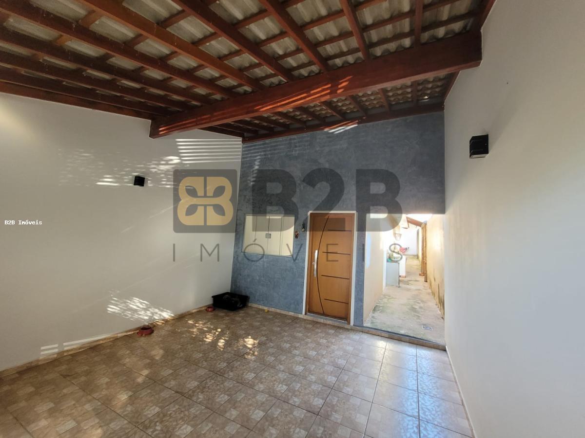 Casa à venda com 2 quartos, 100m² - Foto 8