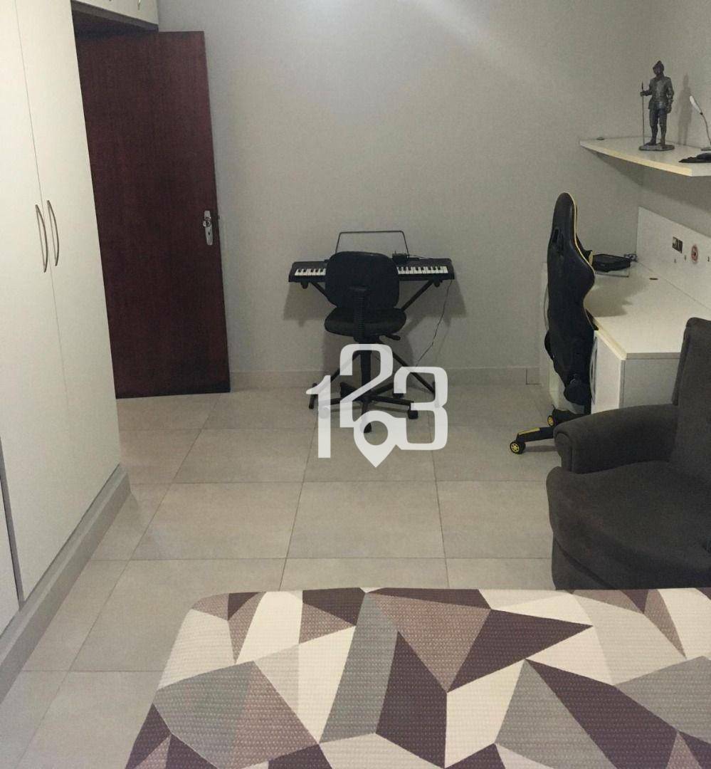 Casa à venda com 3 quartos, 160m² - Foto 18