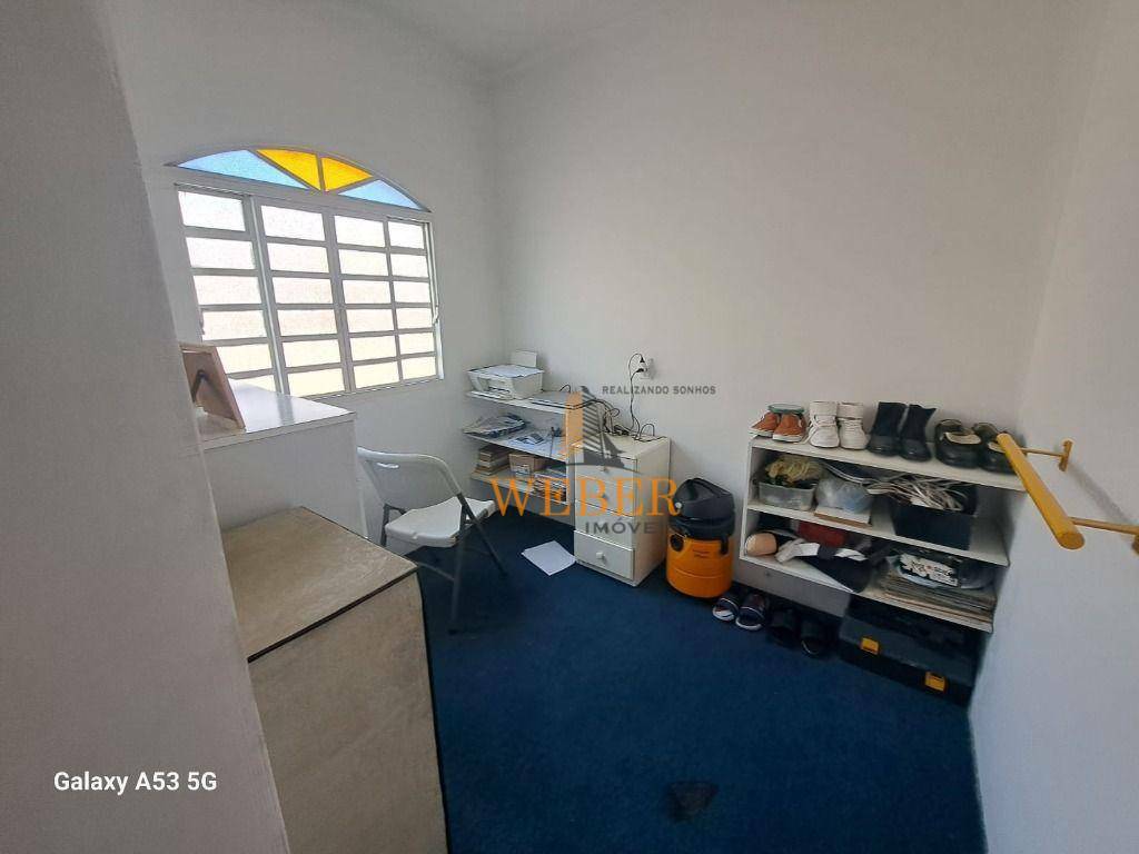 Sobrado à venda com 4 quartos, 200m² - Foto 48