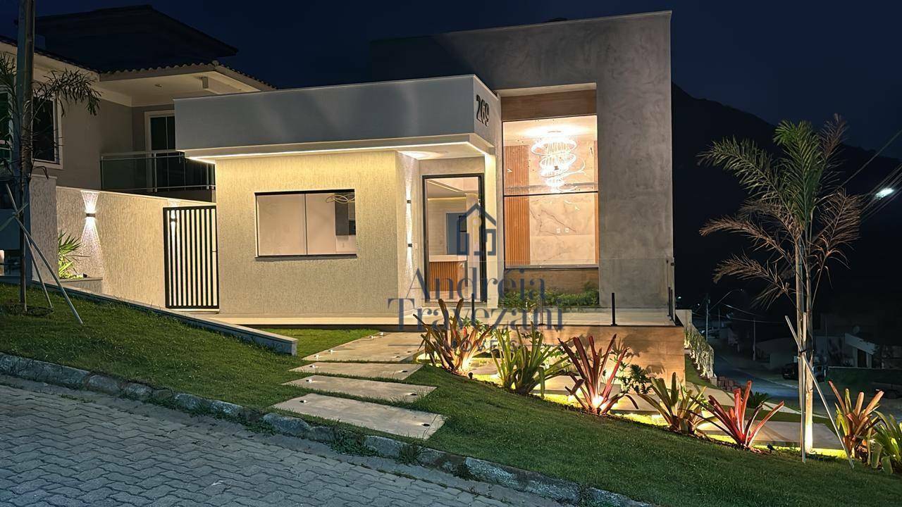 Casa de Condomínio à venda com 3 quartos, 196m² - Foto 2