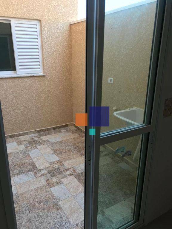 Apartamento à venda com 2 quartos, 44m² - Foto 18