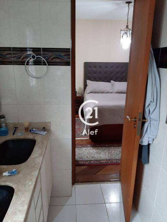 Apartamento à venda com 4 quartos, 186m² - Foto 36