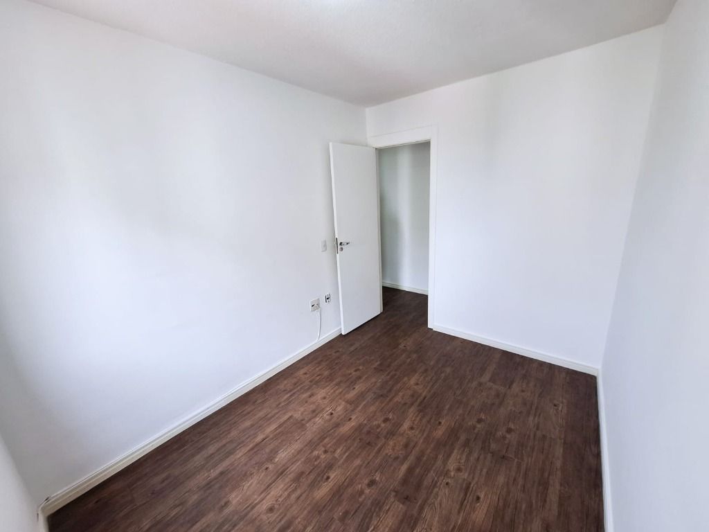 Apartamento à venda com 2 quartos, 46m² - Foto 11