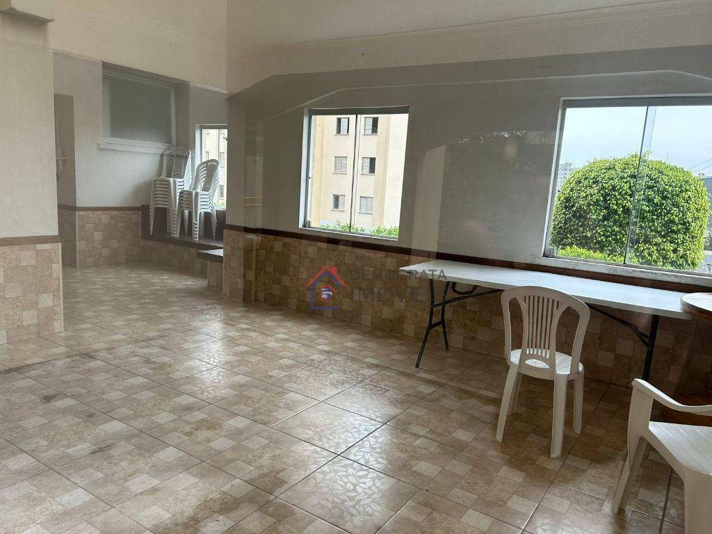 Apartamento à venda com 2 quartos, 51m² - Foto 17