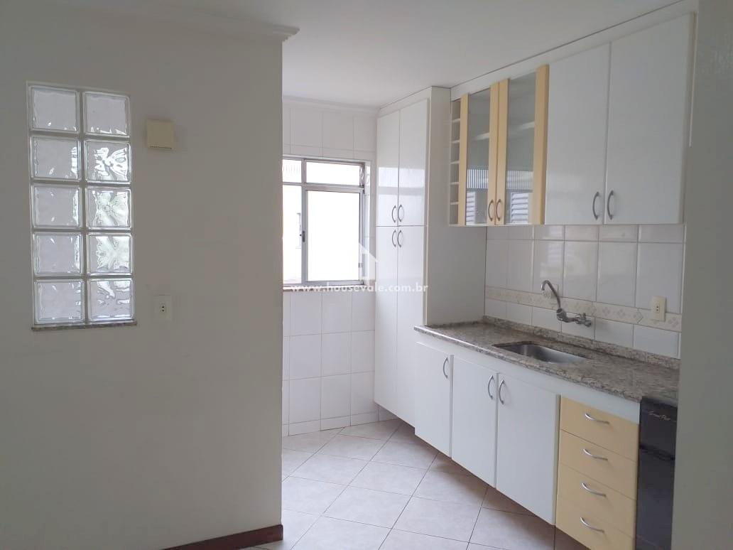 Apartamento à venda com 3 quartos, 90m² - Foto 7