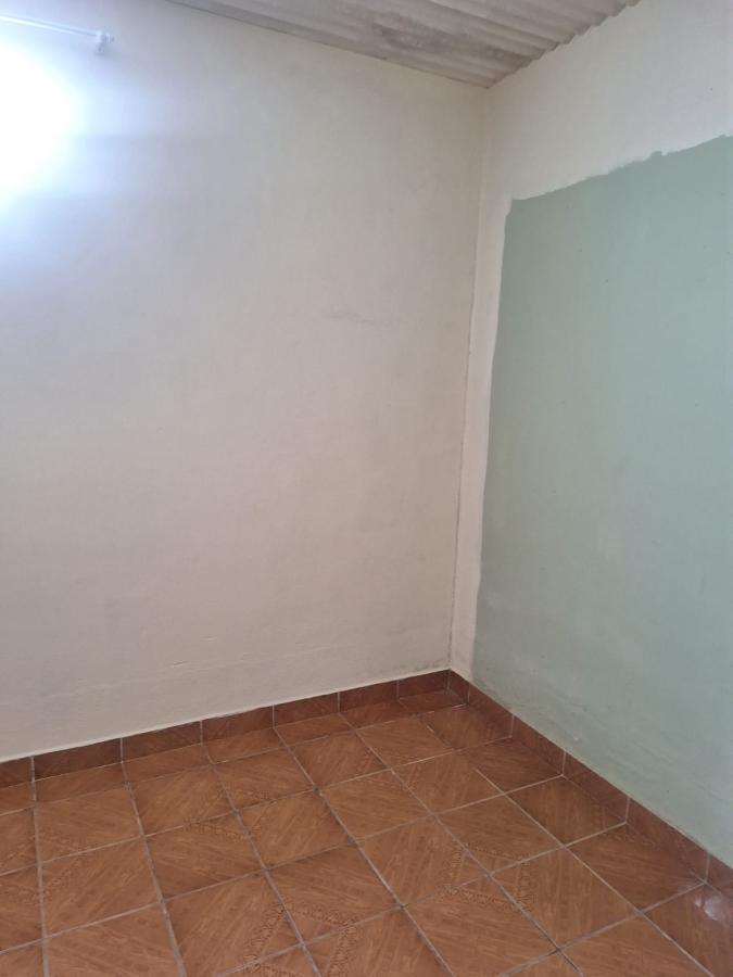 Casa para alugar com 2 quartos, 200m² - Foto 10