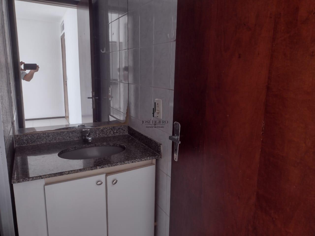 Apartamento à venda com 1 quarto, 45m² - Foto 10