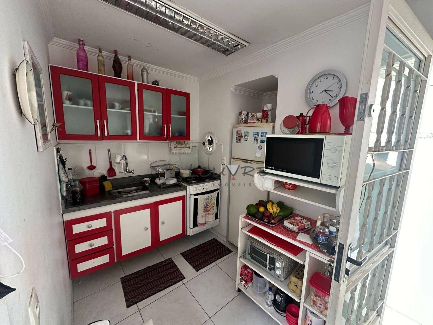 Casa à venda com 2 quartos, 120m² - Foto 17