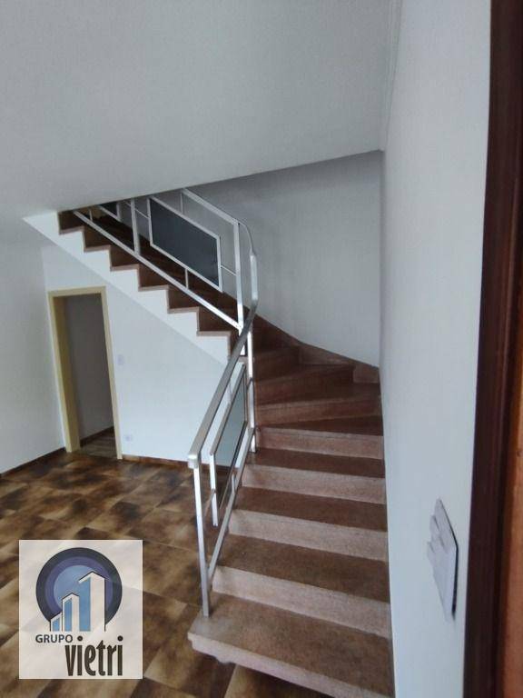 Sobrado à venda com 3 quartos, 220m² - Foto 32