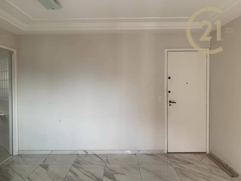 Apartamento à venda com 2 quartos, 58m² - Foto 3