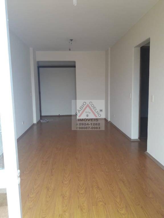 Apartamento à venda com 2 quartos, 64m² - Foto 25