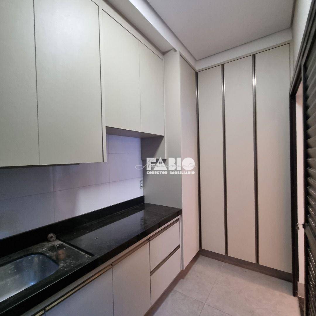 Casa de Condomínio à venda com 3 quartos, 231m² - Foto 14