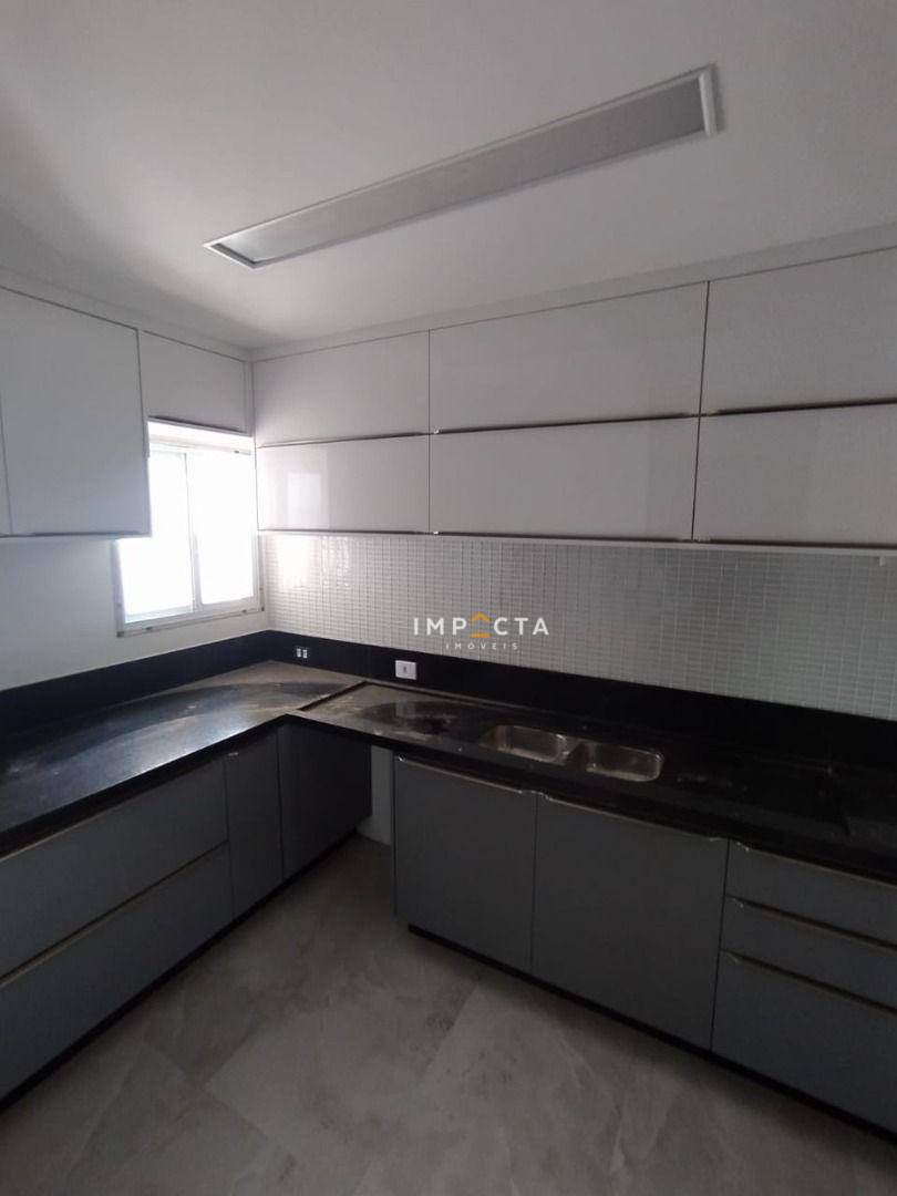 Apartamento à venda com 4 quartos, 250m² - Foto 8