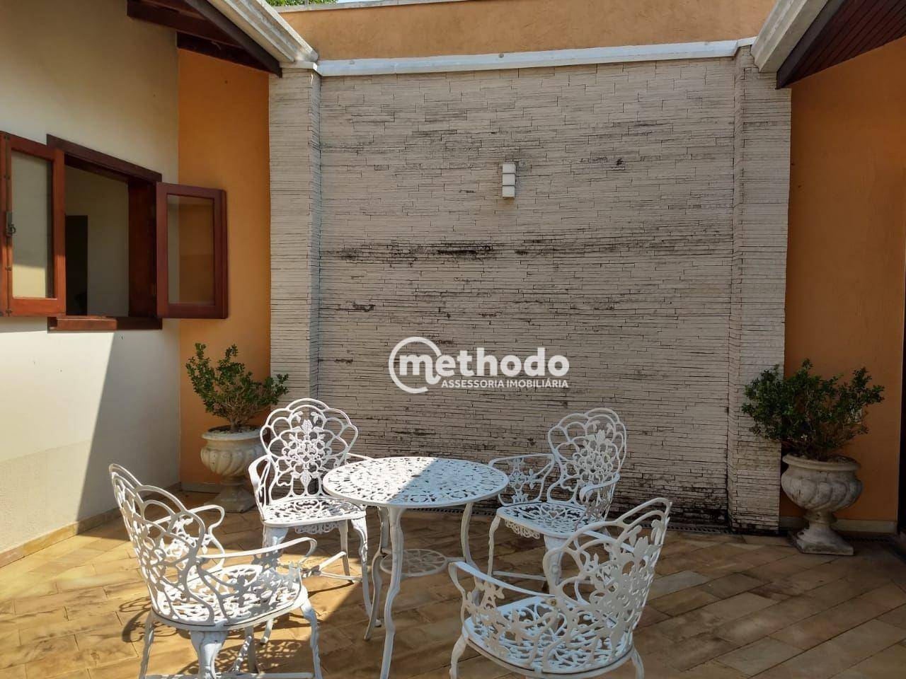 Casa à venda com 3 quartos, 317m² - Foto 6