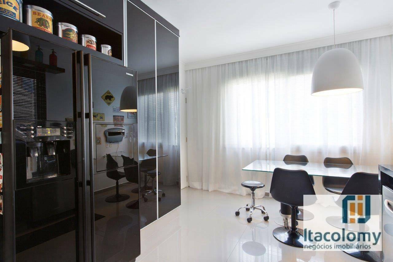 Casa de Condomínio para alugar com 4 quartos, 520m² - Foto 7