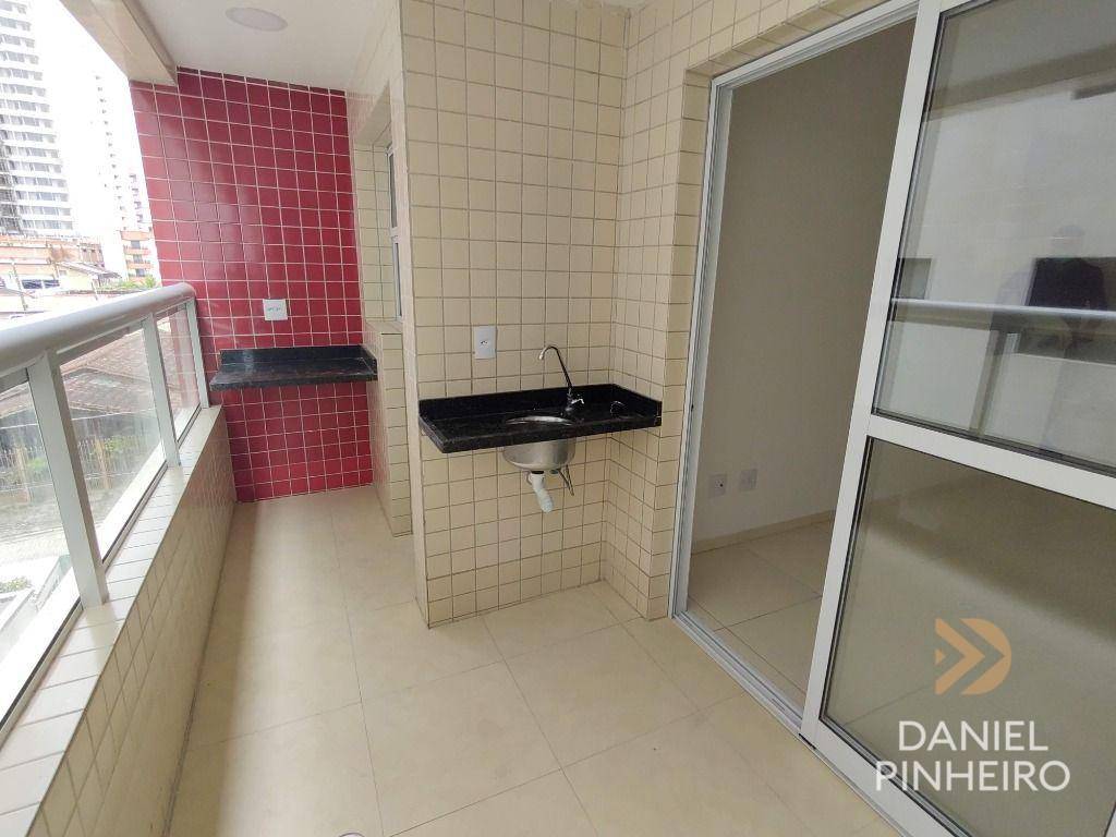 Apartamento à venda com 2 quartos, 64m² - Foto 1