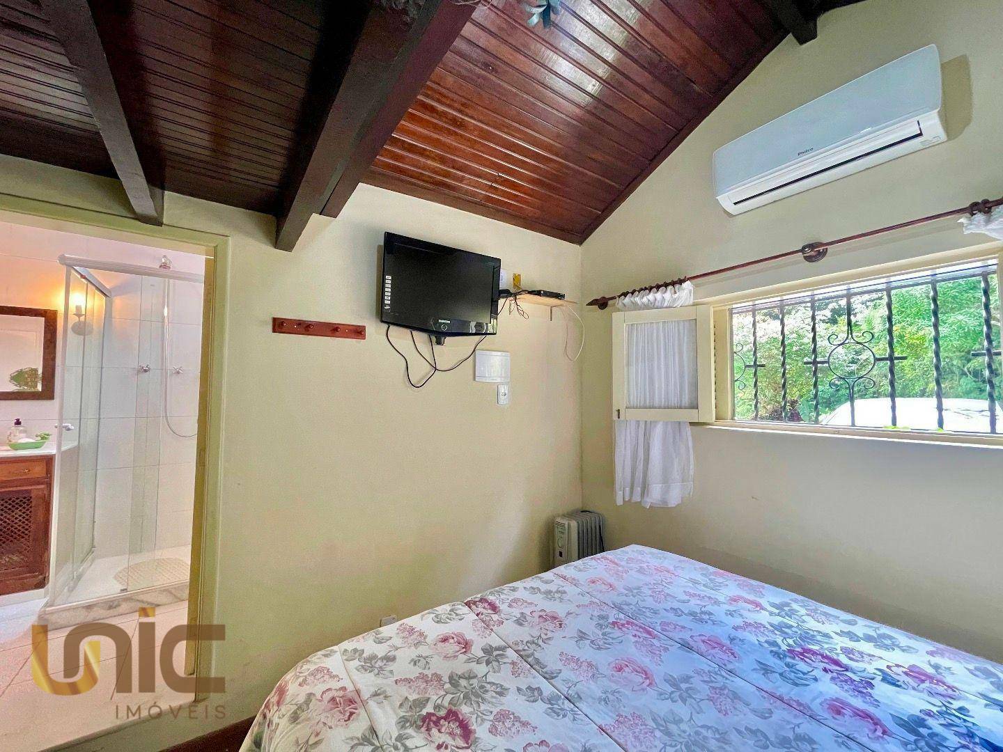 Casa à venda com 5 quartos, 600m² - Foto 27