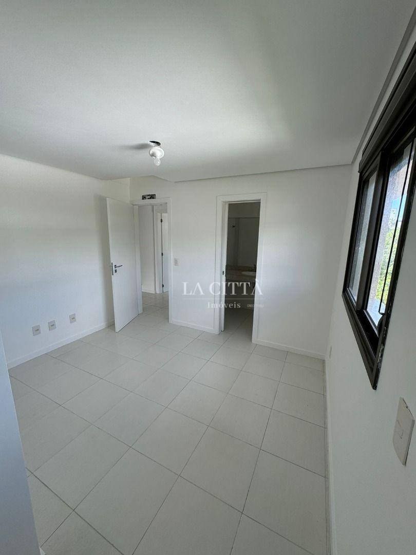 Apartamento à venda com 4 quartos, 237m² - Foto 21