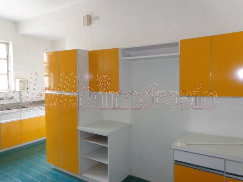 Apartamento para alugar com 3 quartos, 250m² - Foto 15