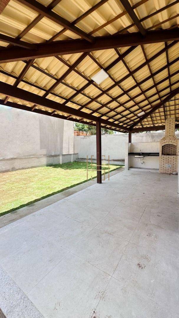 Casa à venda com 3 quartos, 198m² - Foto 8