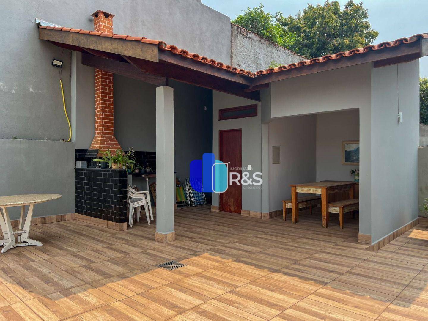 Casa de Condomínio à venda com 3 quartos, 199m² - Foto 4