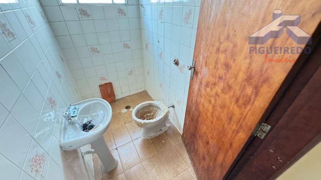 Casa à venda com 3 quartos - Foto 17