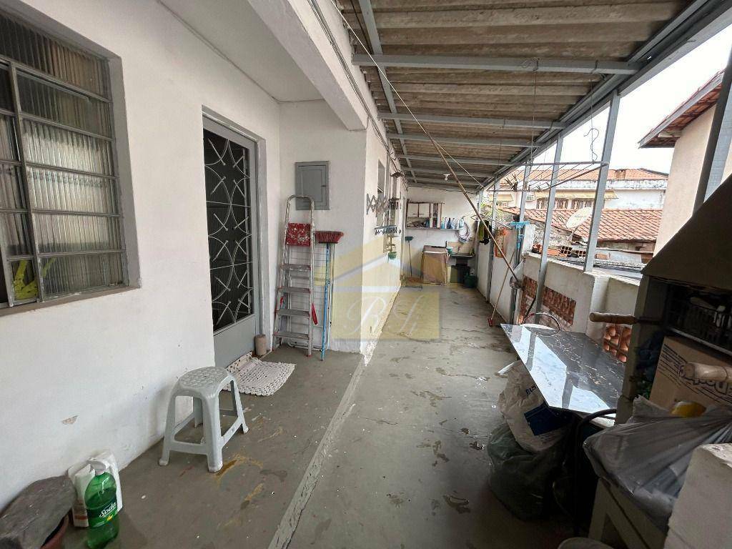 Sobrado à venda com 3 quartos, 300m² - Foto 33