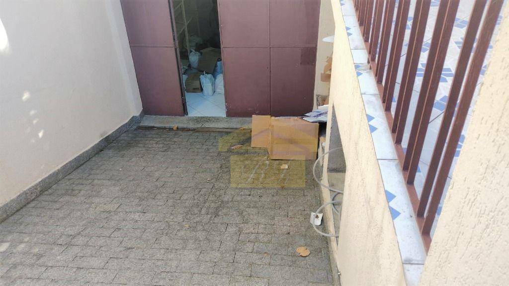 Sobrado à venda com 2 quartos, 140m² - Foto 12