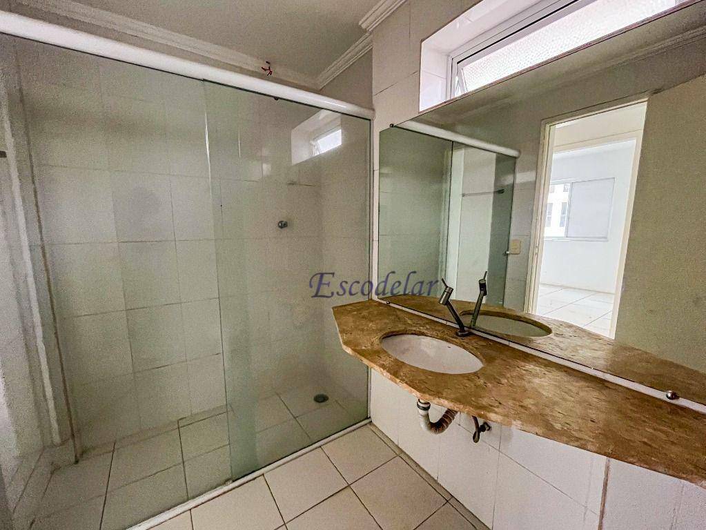 Apartamento para alugar com 3 quartos, 157m² - Foto 15