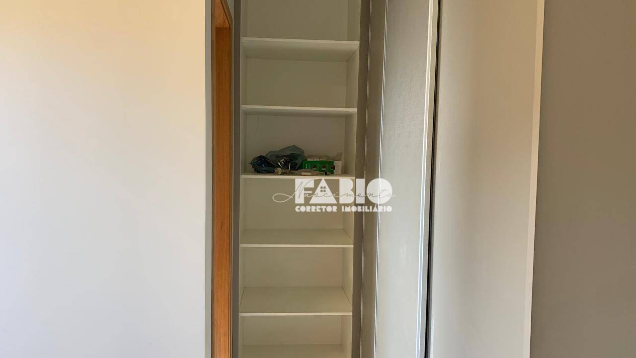 Casa à venda com 2 quartos, 55m² - Foto 12