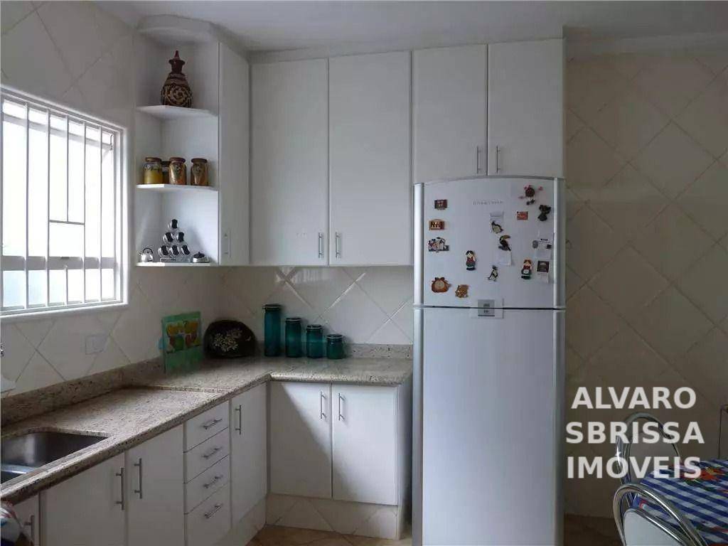 Casa à venda e aluguel com 3 quartos, 160m² - Foto 10