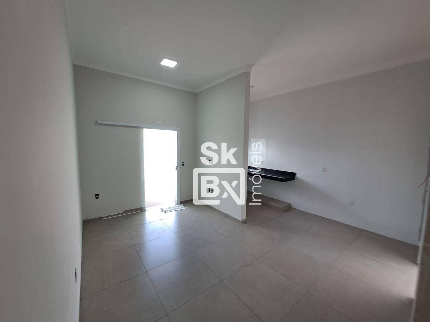 Casa à venda com 3 quartos, 80m² - Foto 1