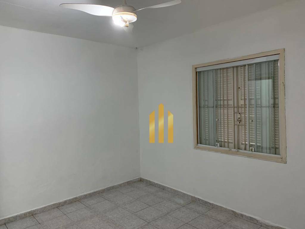 Casa para alugar com 1 quarto, 70m² - Foto 13