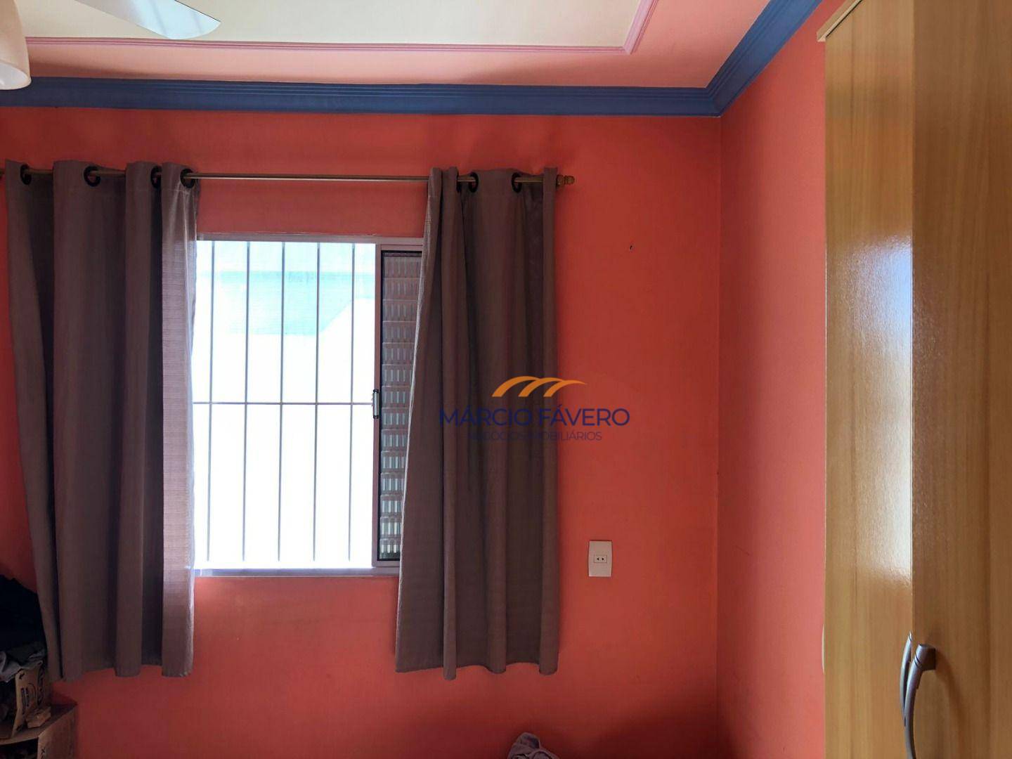 Casa à venda com 4 quartos, 180m² - Foto 13