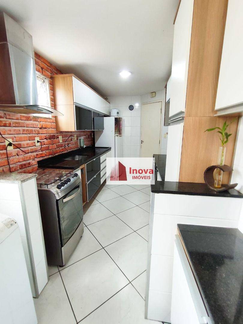 Apartamento à venda com 2 quartos, 75m² - Foto 27