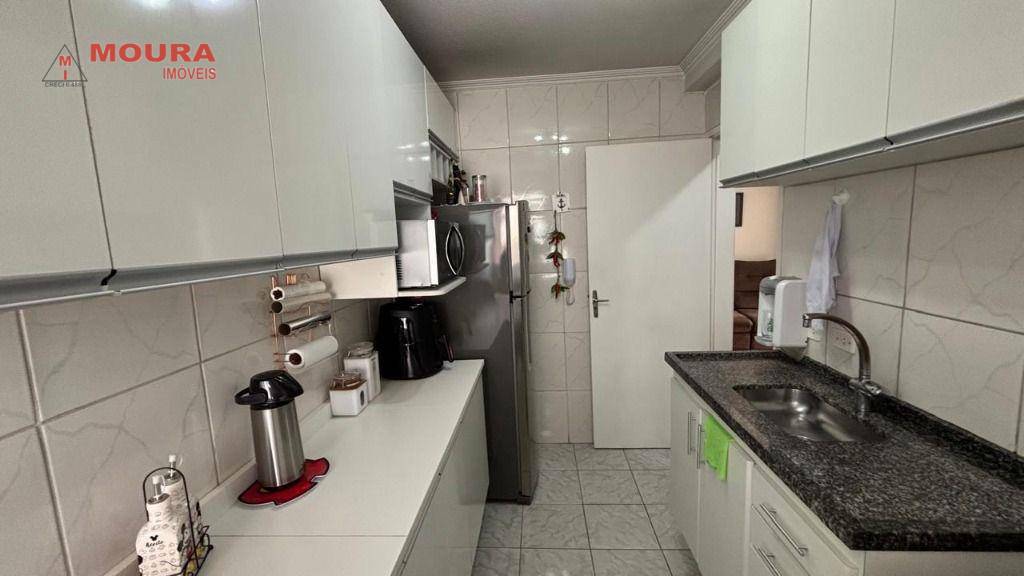 Apartamento à venda com 2 quartos, 50m² - Foto 13