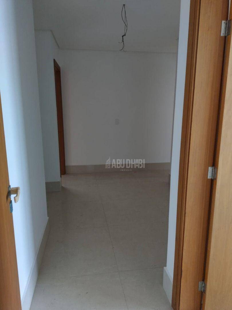 Apartamento à venda com 4 quartos, 251m² - Foto 25