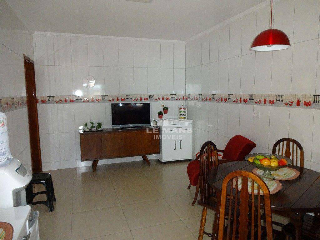 Casa à venda com 4 quartos, 190m² - Foto 10