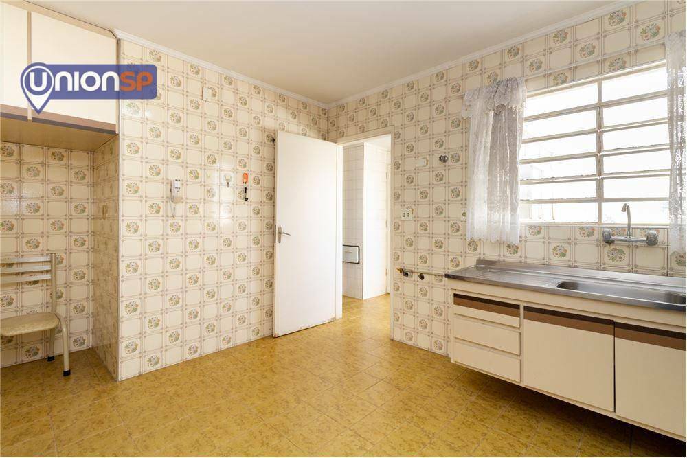 Apartamento à venda com 3 quartos, 110m² - Foto 17