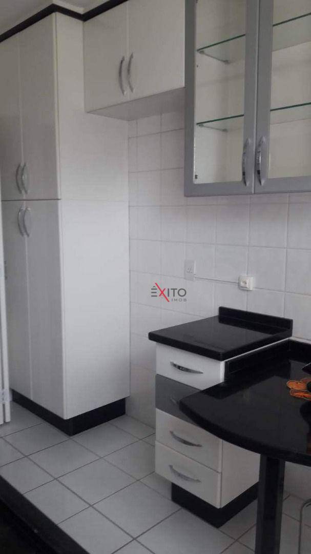 Apartamento à venda com 3 quartos, 75m² - Foto 21