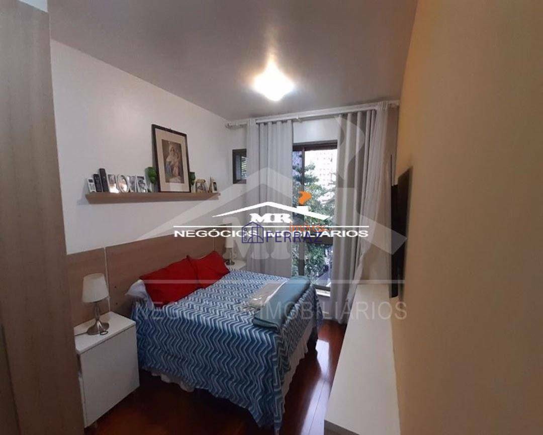 Apartamento à venda com 4 quartos, 180m² - Foto 23